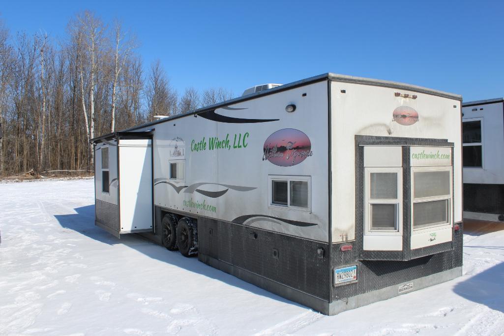 *** 2018 8' X 28'V AMERICAN SURPLUS ICE CASTLE FISH HOUSE, BERKON HYD. TANDEM AXLE GALVANIZED FRAME,