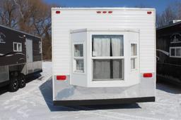 ***2014 8' X 26'V AMERICAN SURPLUS ICE CASTLE FISH HOUSE RV EDITION, VALLEY HYD. TANDEM AXLE FRAME