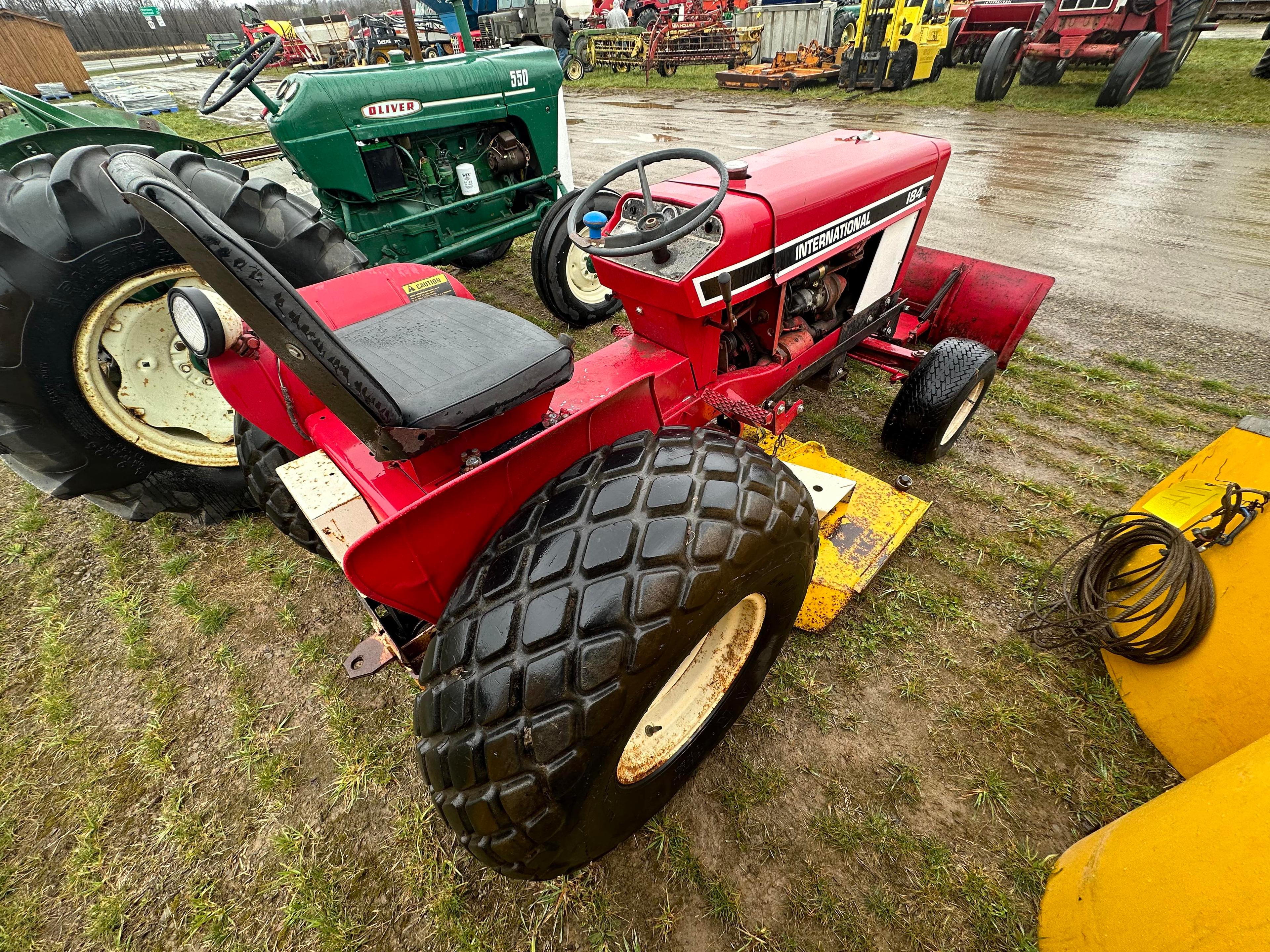 International 184 Tractor