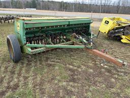 John Deere 8350 18 Run Grain Drill