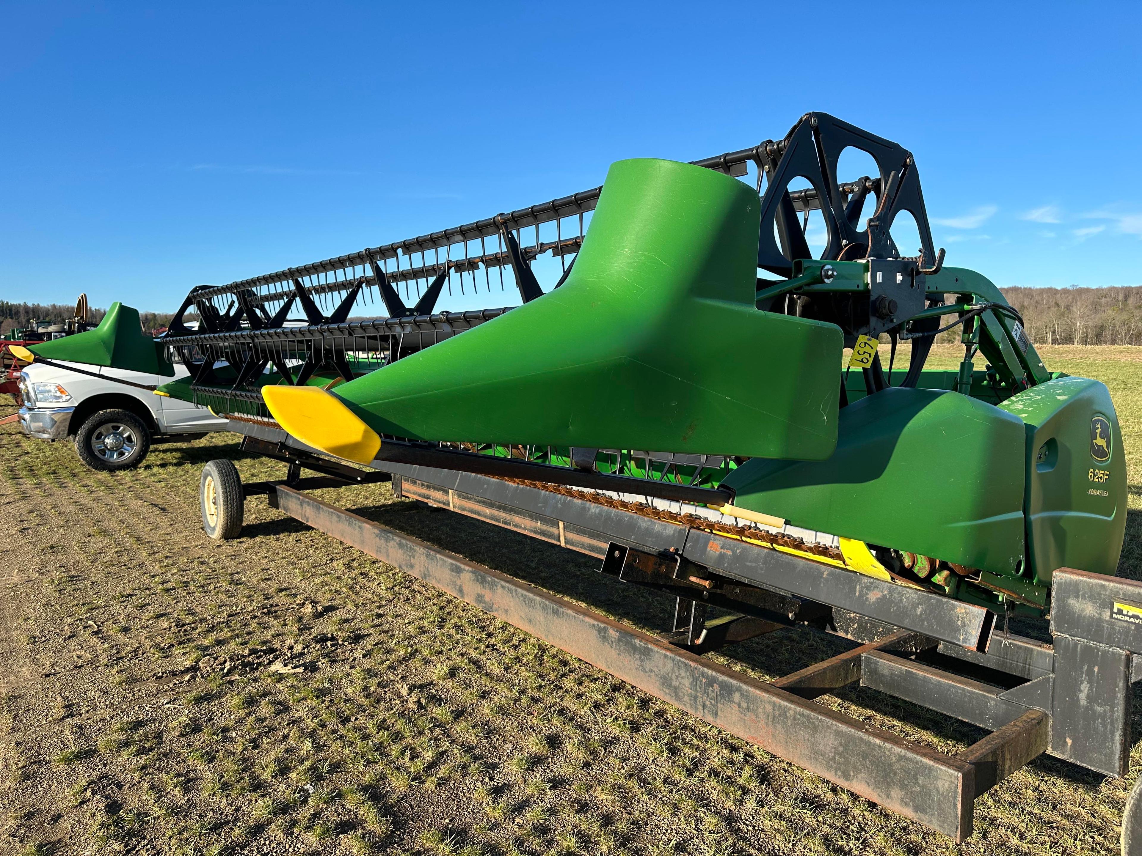 John Deere 625F Hydraflex Grain Platform