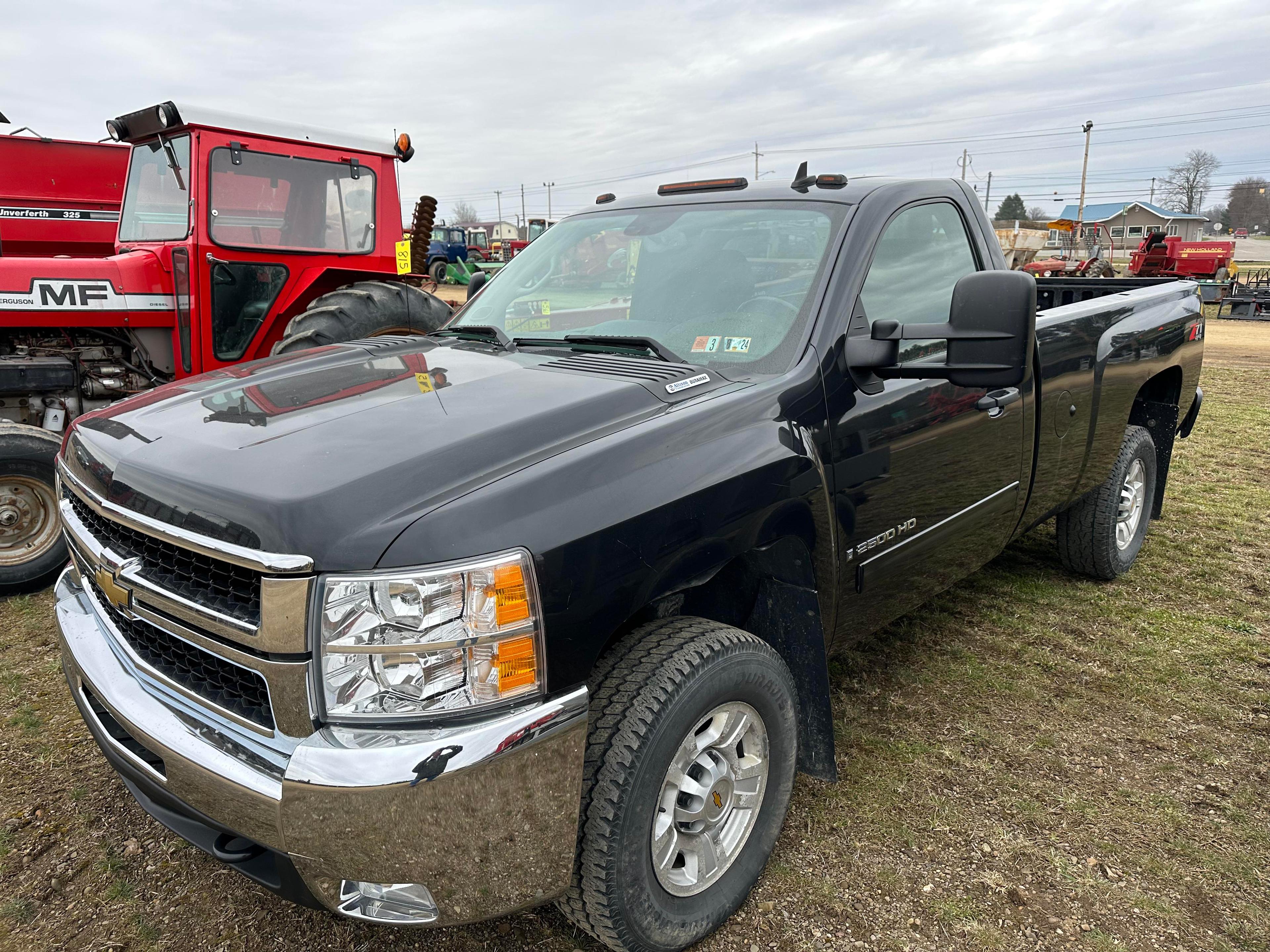 2009 Chevy 2500HD LT Regular Cab 8’ Bed Pickup With 40,099 Original One Owner Miles,