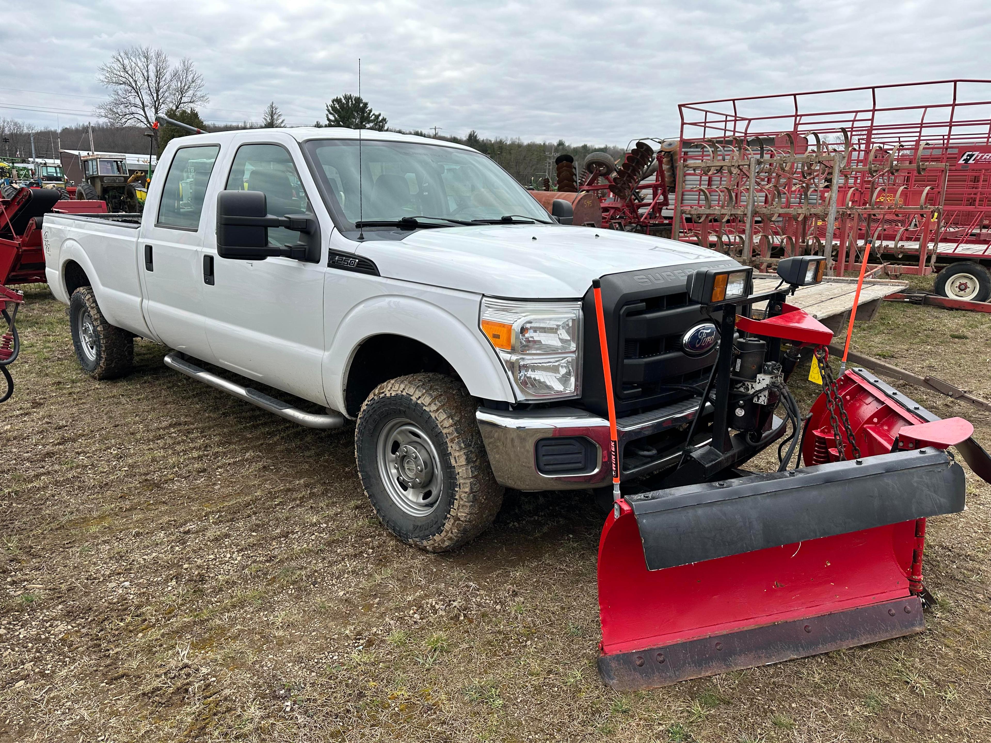 2012 Ford F-250 Super Duty 4X4 Crew Cab Long Bed Pickup