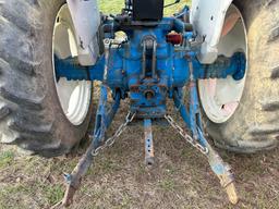 Ford 5600 Tractor with Dual Power