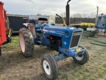 Ford 5600 Tractor with Dual Power