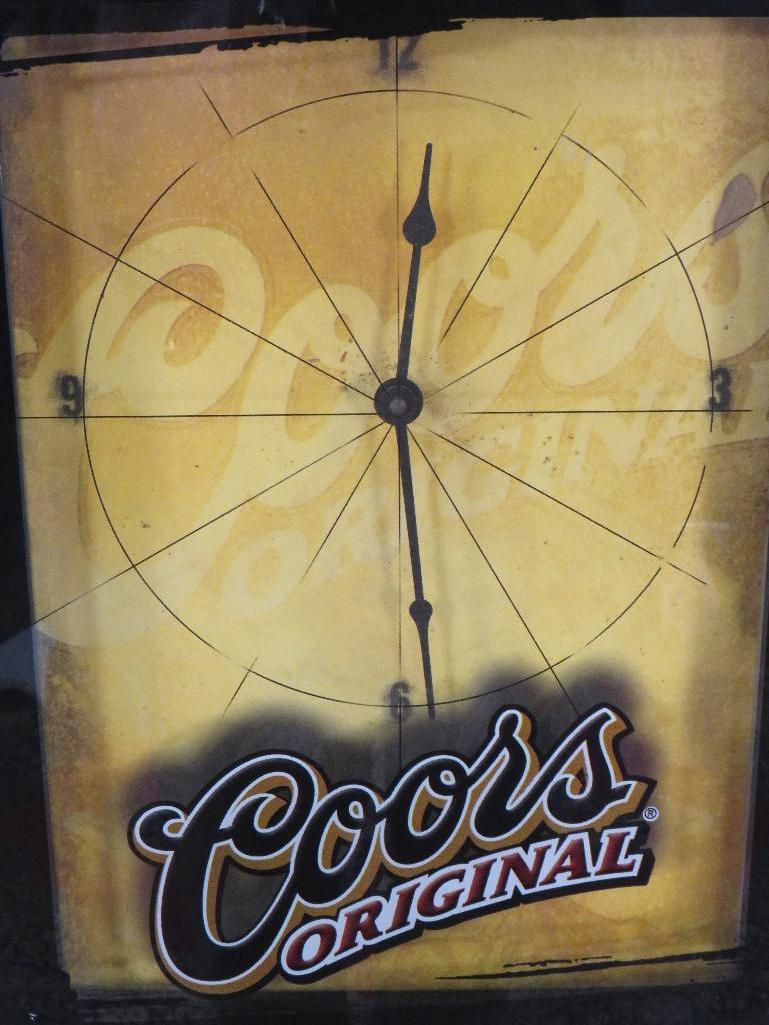 Coors Original Battery Operated Clock from the 90's BAR TAVERN BEER SIGNS