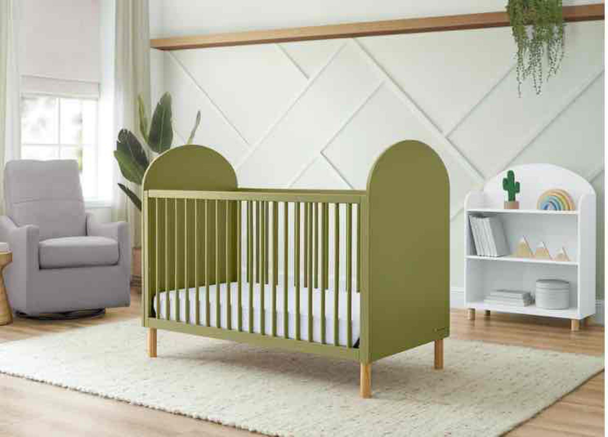 Delta Children Reese 4-in-1 Convertible Crib