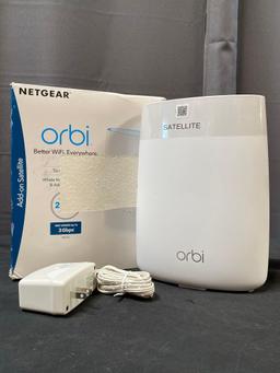 NETGEAR Orbi Home AC3000 Tri-Band WiFi