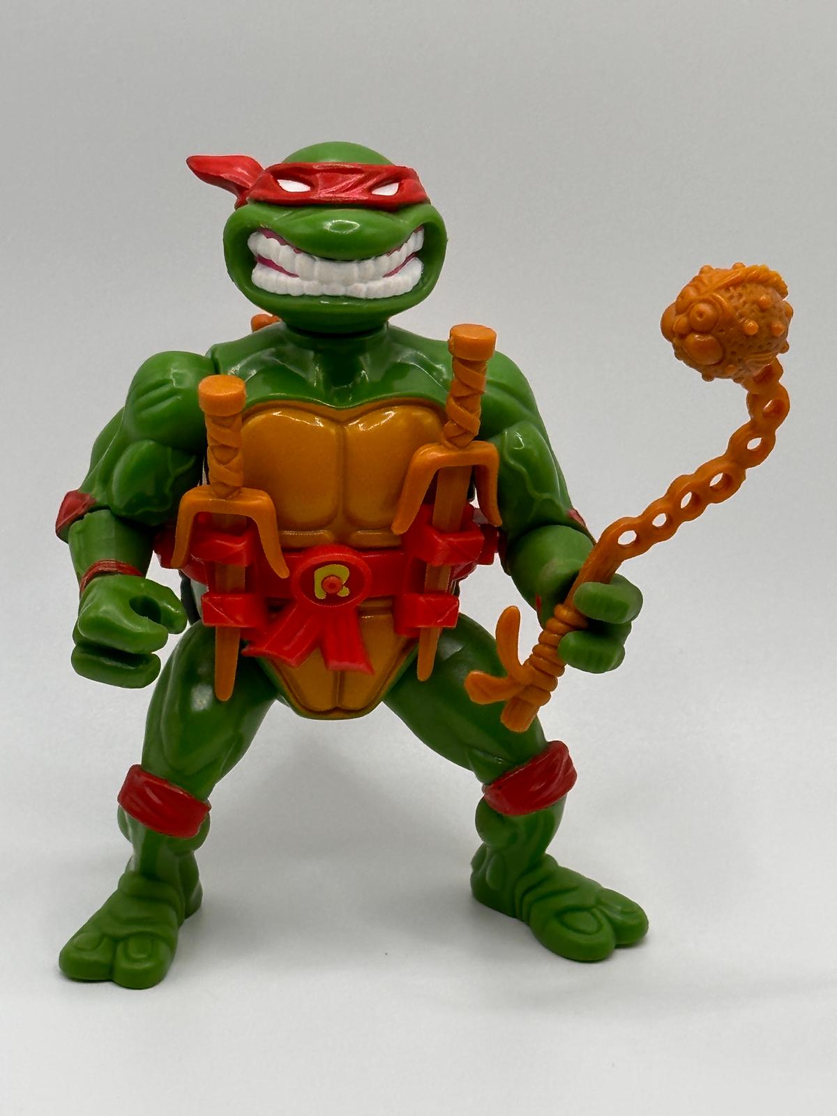 1991 TMNT/Teenage Mutant Ninja Turtles Raphael with Storage Shell Action Figure