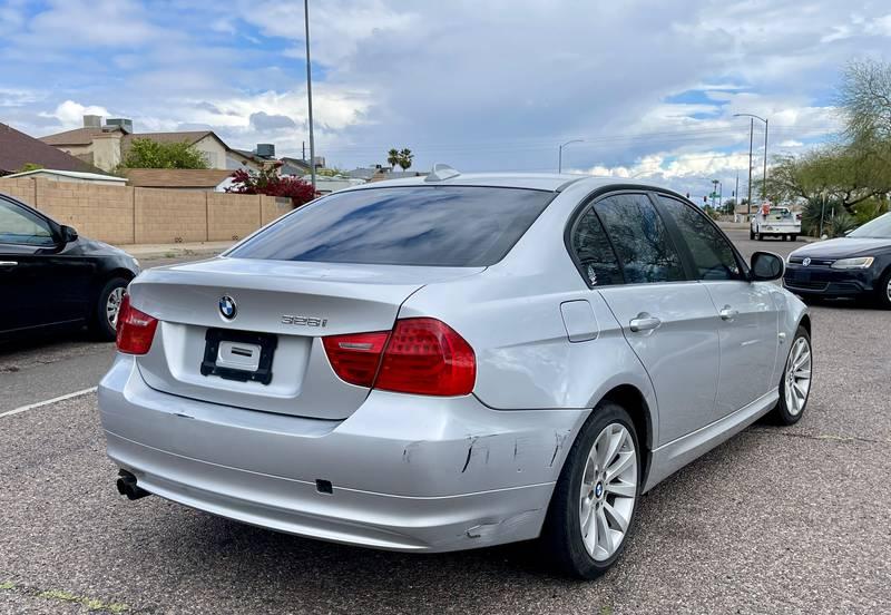 2011 BMW 3 Series 328i xDrive 4 Door Sedan