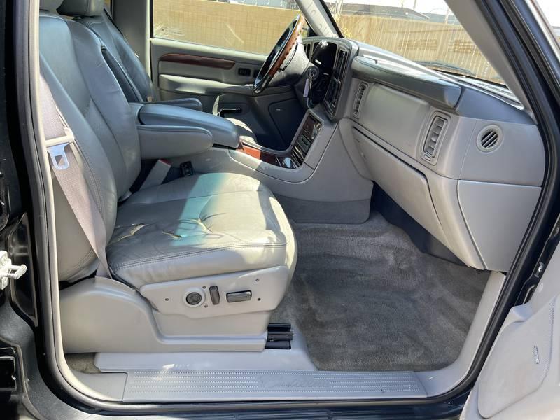 2006 Cadillac Escalade ESV 4 Door SUV