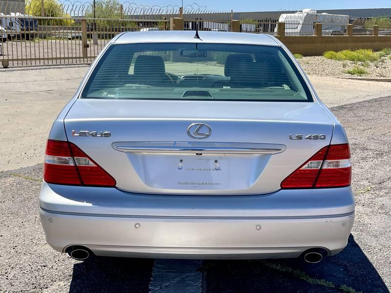 2004 Lexus LS 430 4 Door SUV