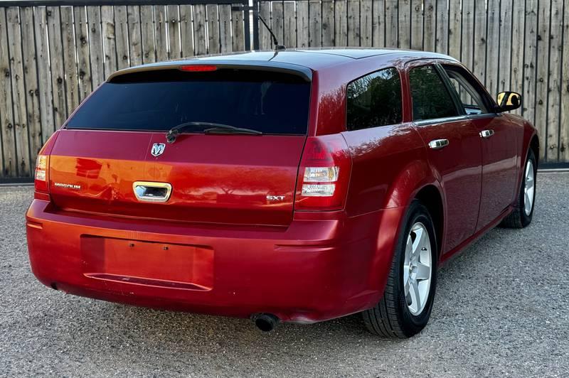 2008 Dodge Magnum SXT 4 Door Wagon