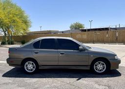 2002 Infiniti G20 4 Door Sedan