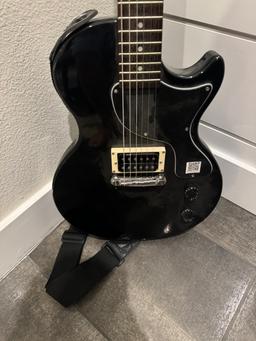 LES PAUL JUNION MODEL ELECTRIC GUITAR STRIPPED OF STRINGS