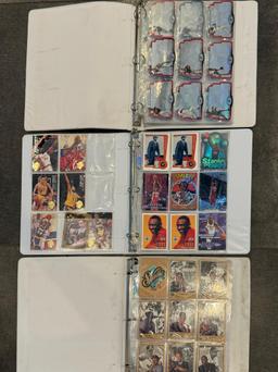 LOT OF MIXED SPORTS CARDS