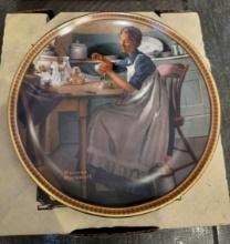 COLLECTIBLE CERAMIC PLATE - IN ORIGINAL BOX WITH PAPERS