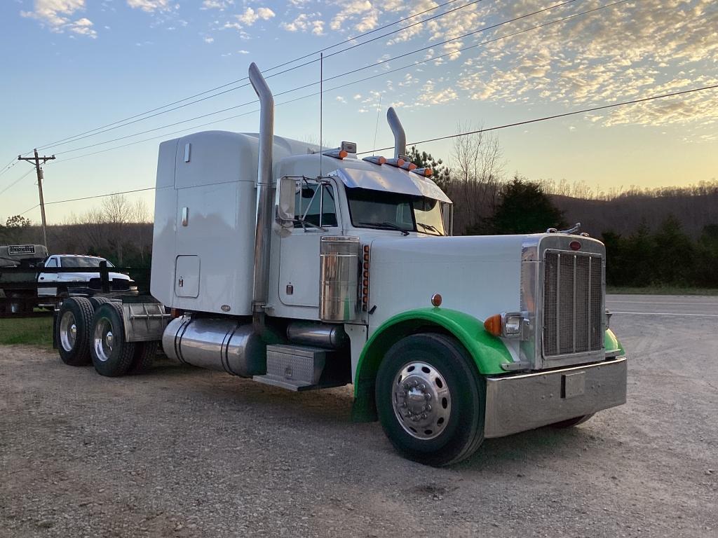 2003 PETERBILT 379 SLEEPER TRACTOR