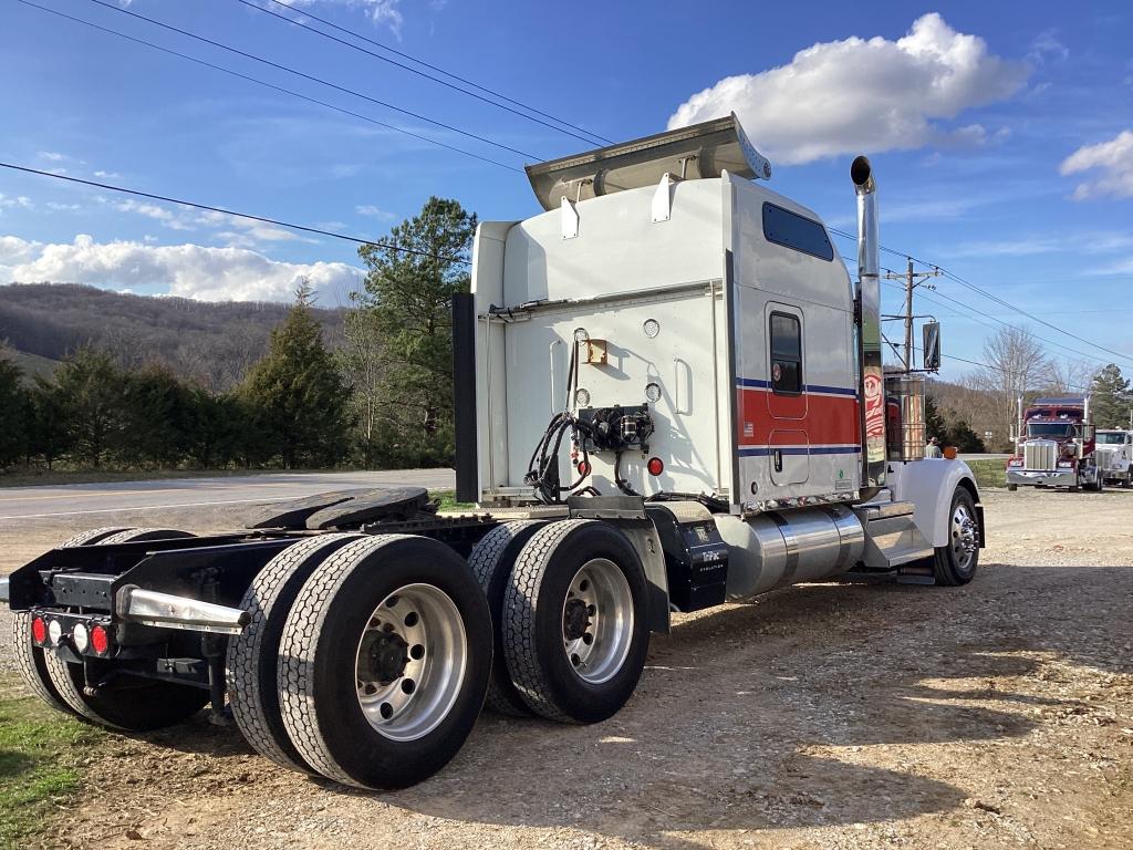 2019 KENWORTH W900 SLEEPER TRACTOR