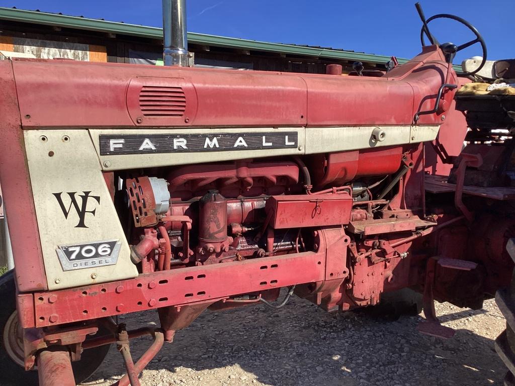 INTERNATIONAL 706 FARMALL TRACTOR