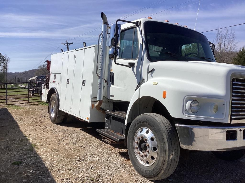 2010 FREIGHTLINER SERVICE SINGLE AXLE