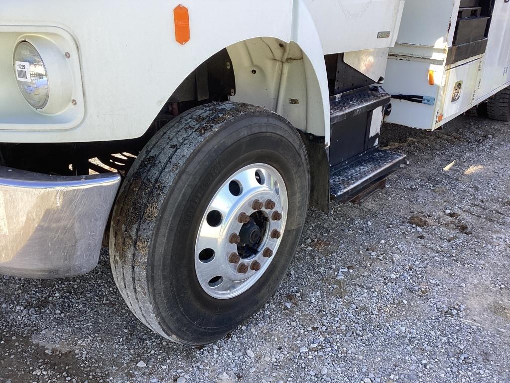 2010 FREIGHTLINER SERVICE SINGLE AXLE