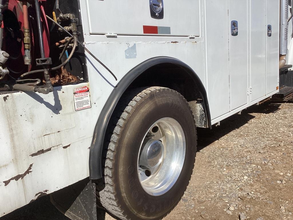 2010 FREIGHTLINER SERVICE SINGLE AXLE