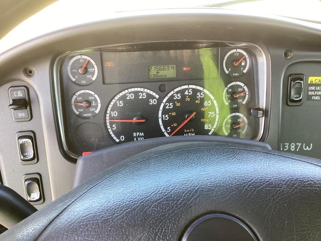 2010 FREIGHTLINER SERVICE SINGLE AXLE