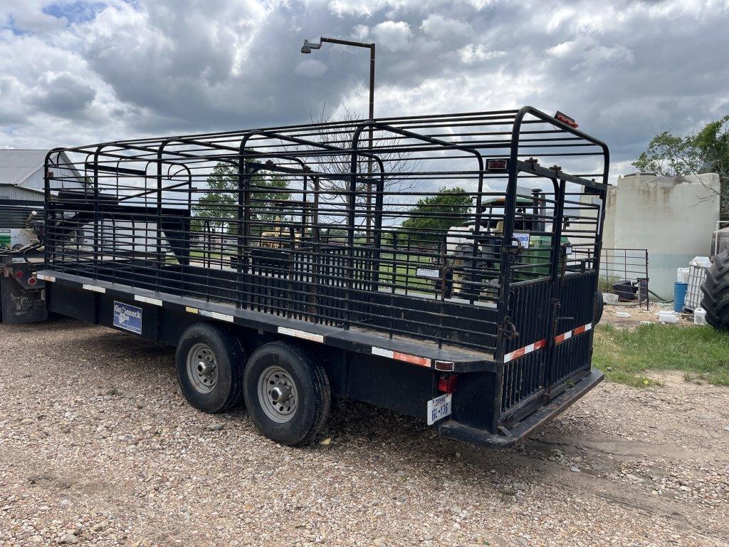 2006 Gooseneck 20' x 6'8" Livestock Trailer