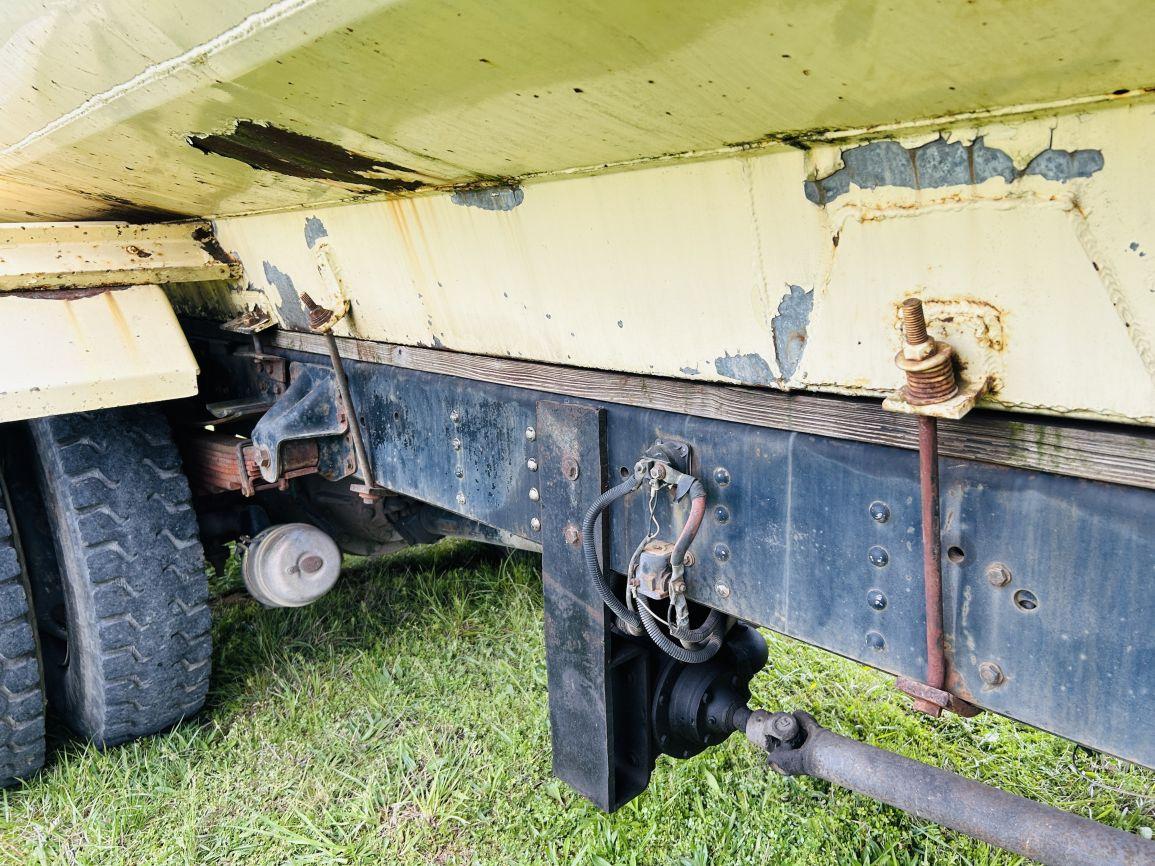 1995 GMC C7500 S/A Fuel Truck