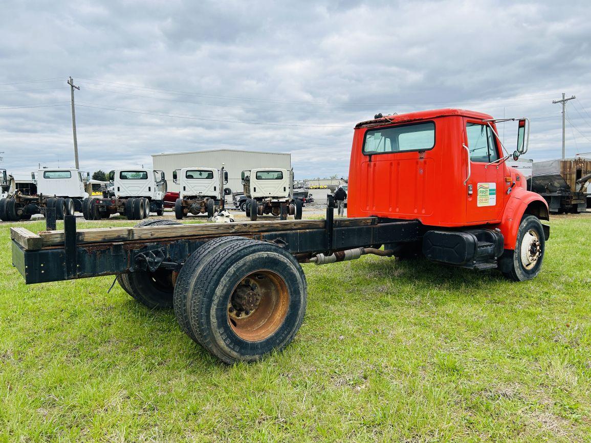 2000 INTERNATIONAL 4700 S/A Cab & Chassis