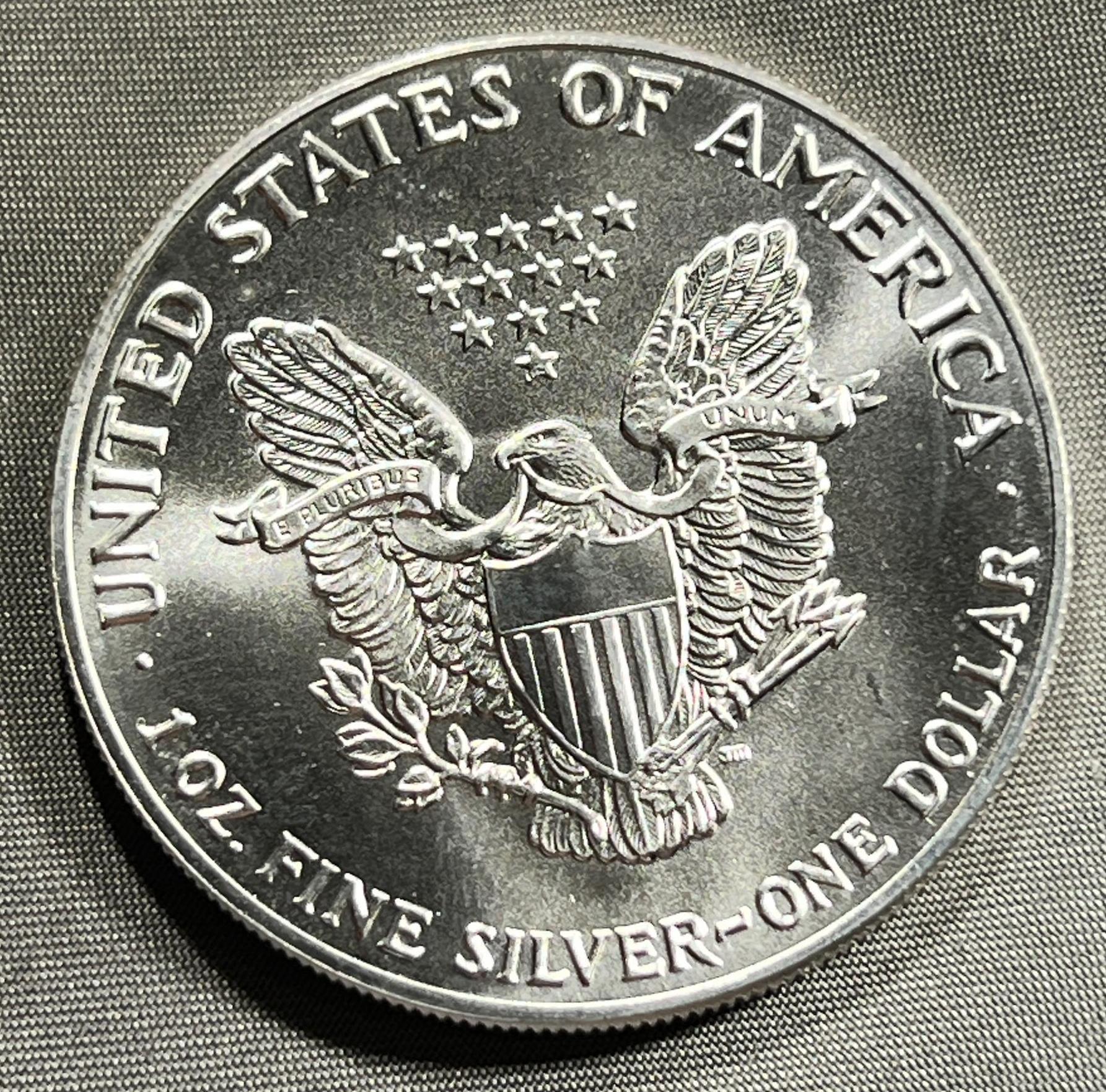 1992 US Silver Eagle Dollar Coin, .999 Fine Silver