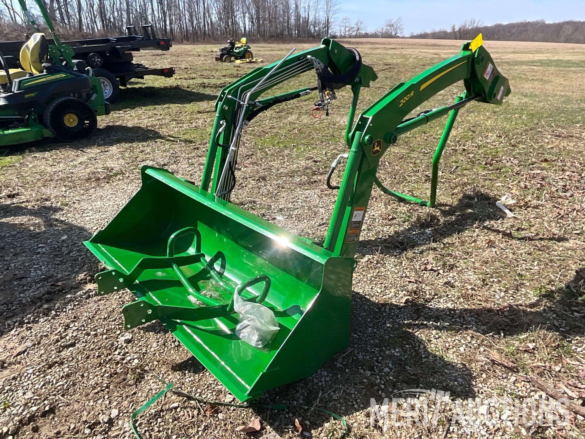 John Deere 220R