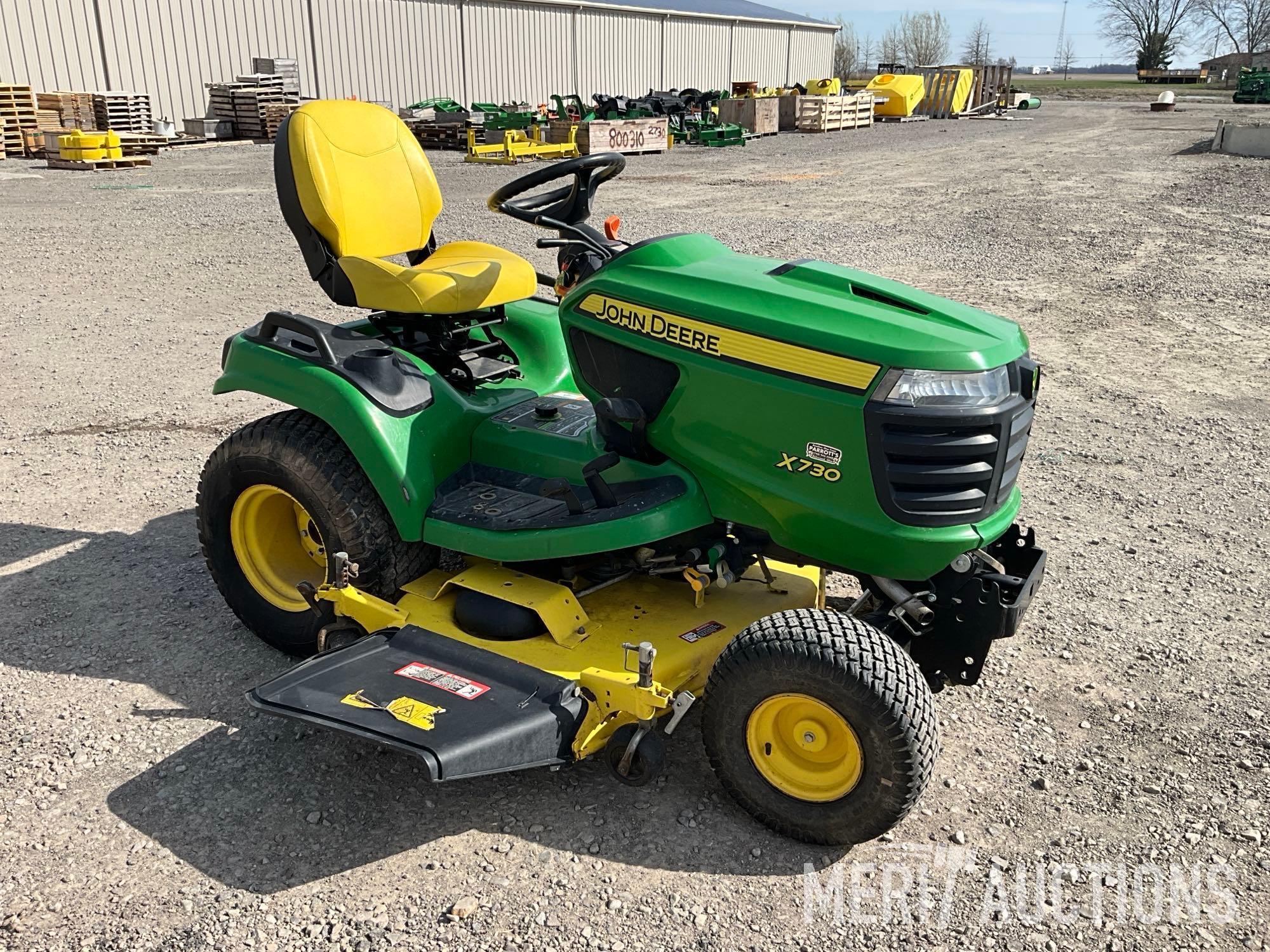 2015 John Deere X730