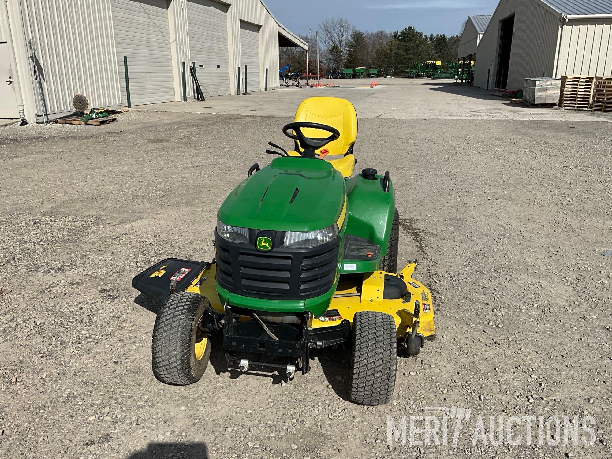 2015 John Deere X730