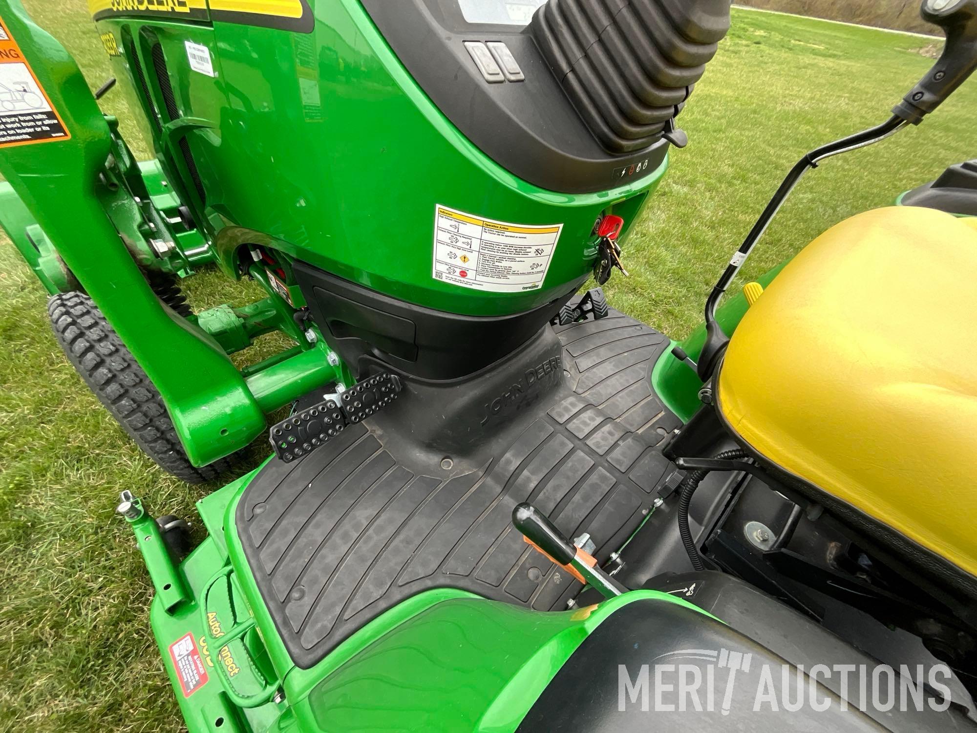 2019 John Deere 3033R