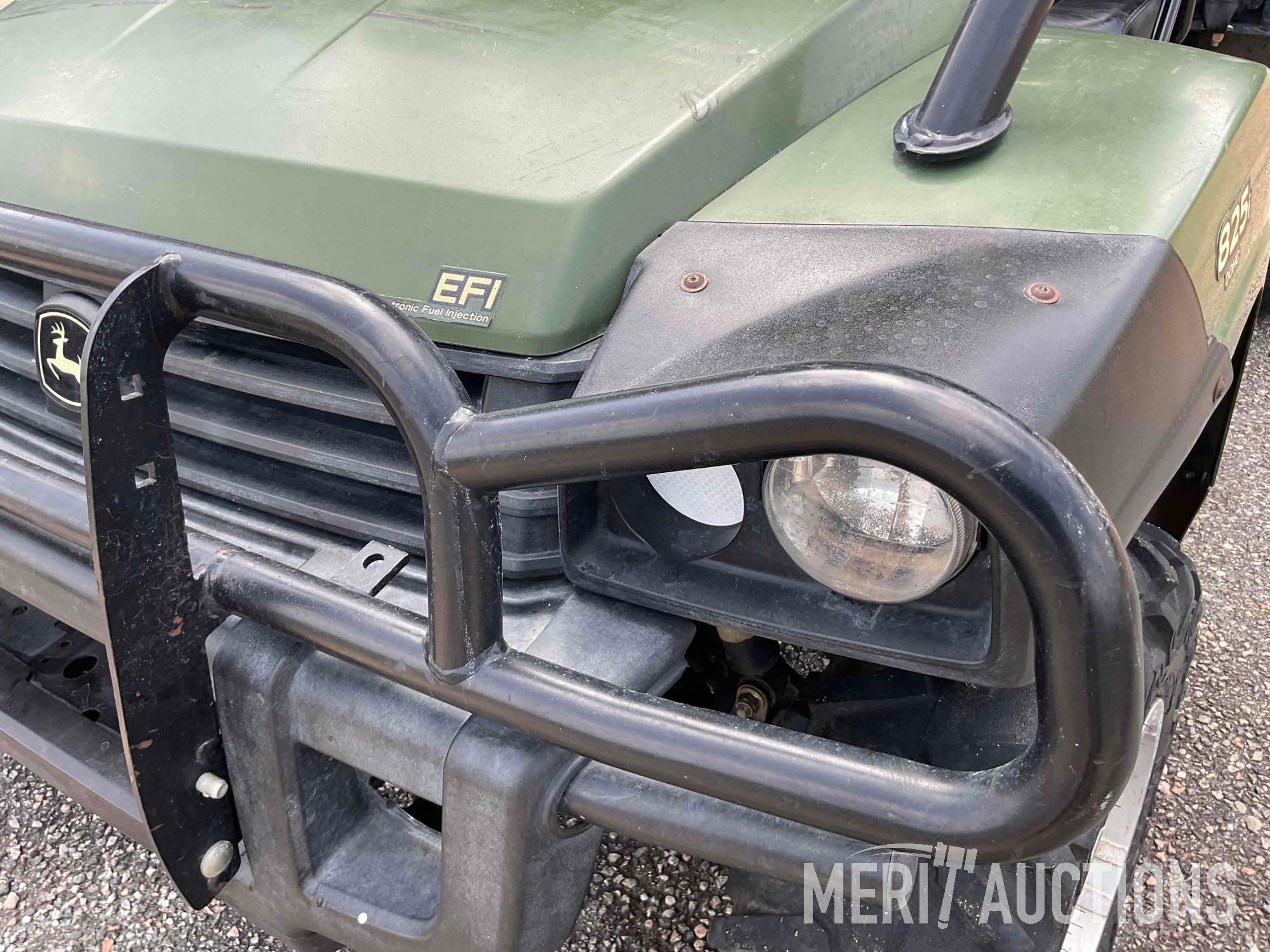 2011 John Deere 825i Gator