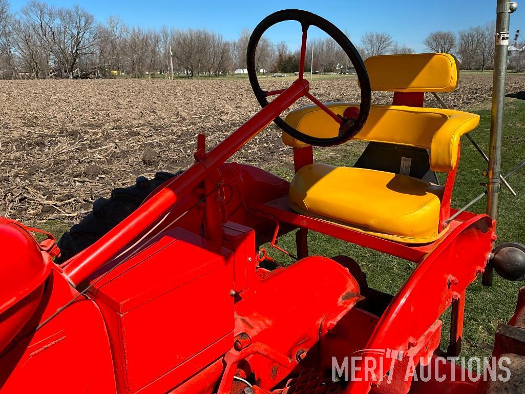 Allis Chalmers C gas tractor