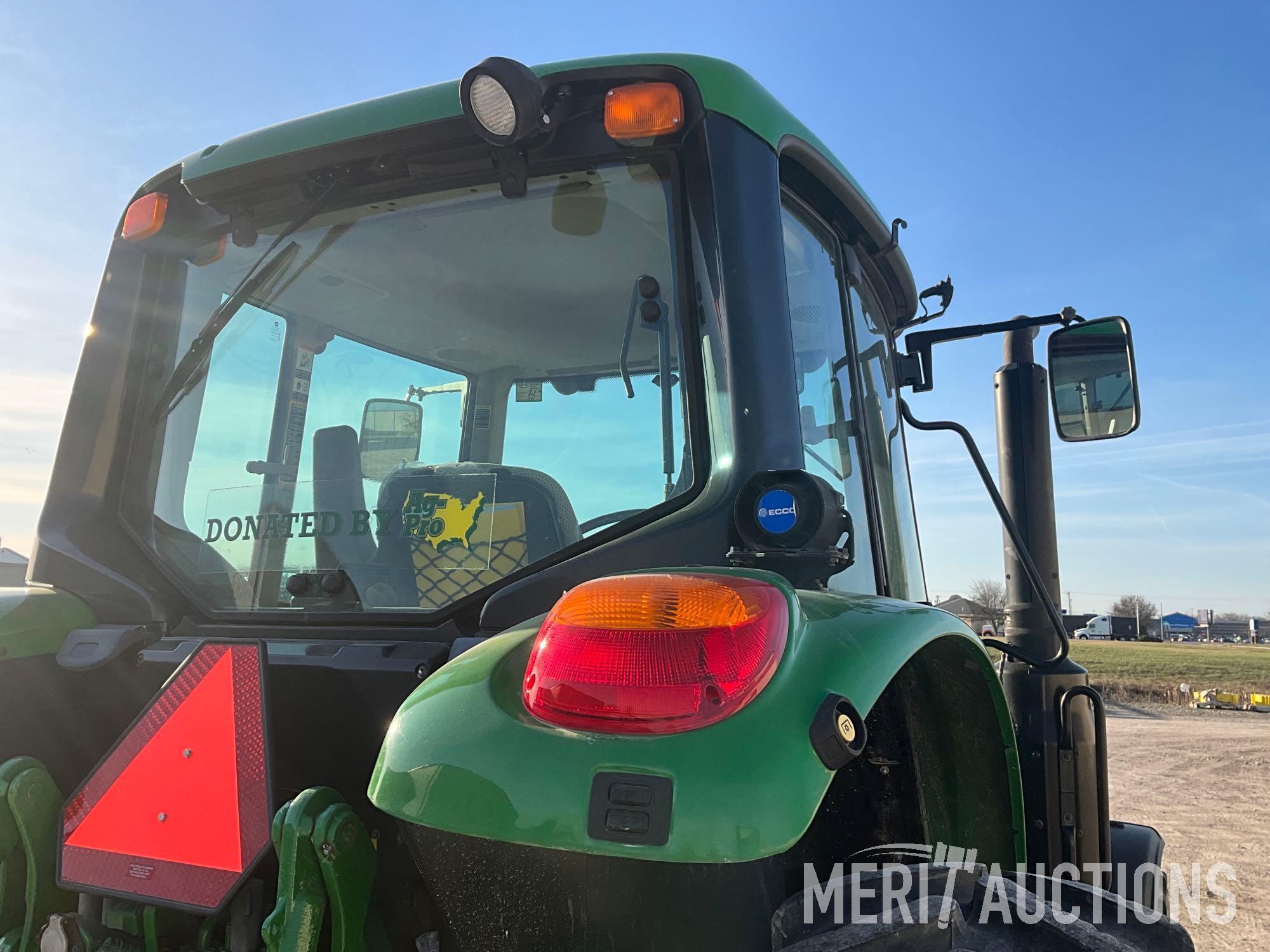 2019 John Deere 6120M