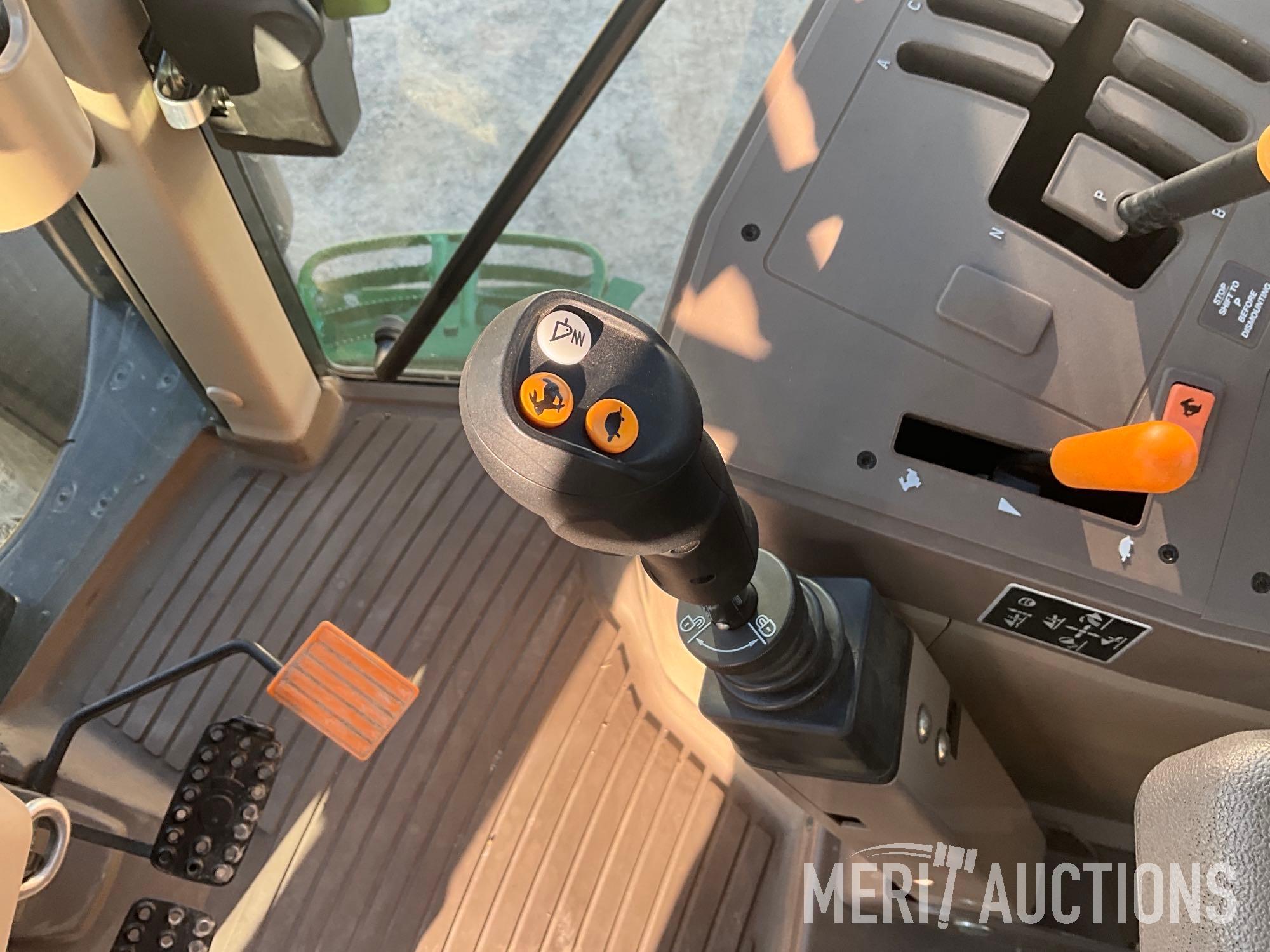 2019 John Deere 6120M