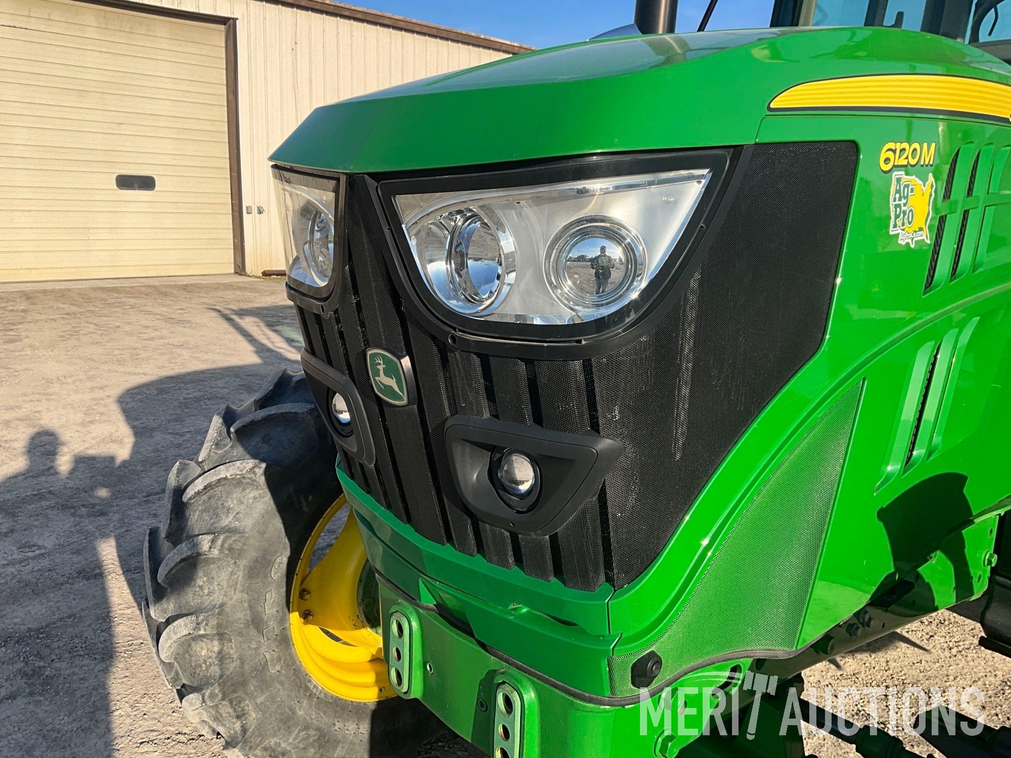 2019 John Deere 6120M