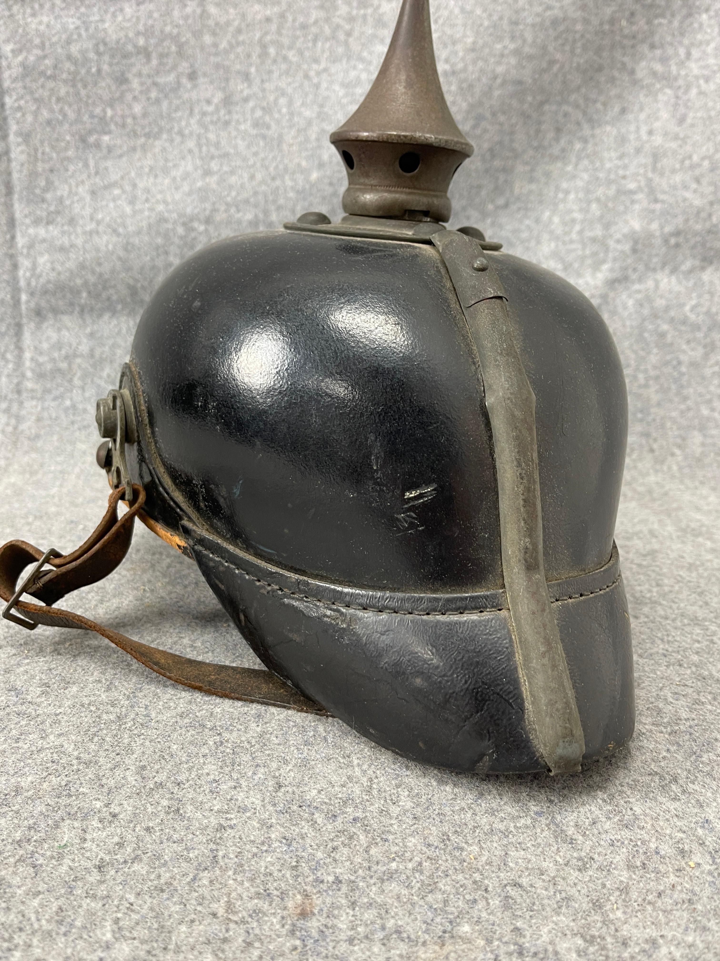 GERMAN WORLD WAR 1 WWI PICKELHAUBE LEATHER HELMET RARE