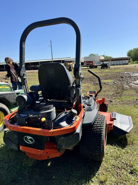 Kubota Z723 mower