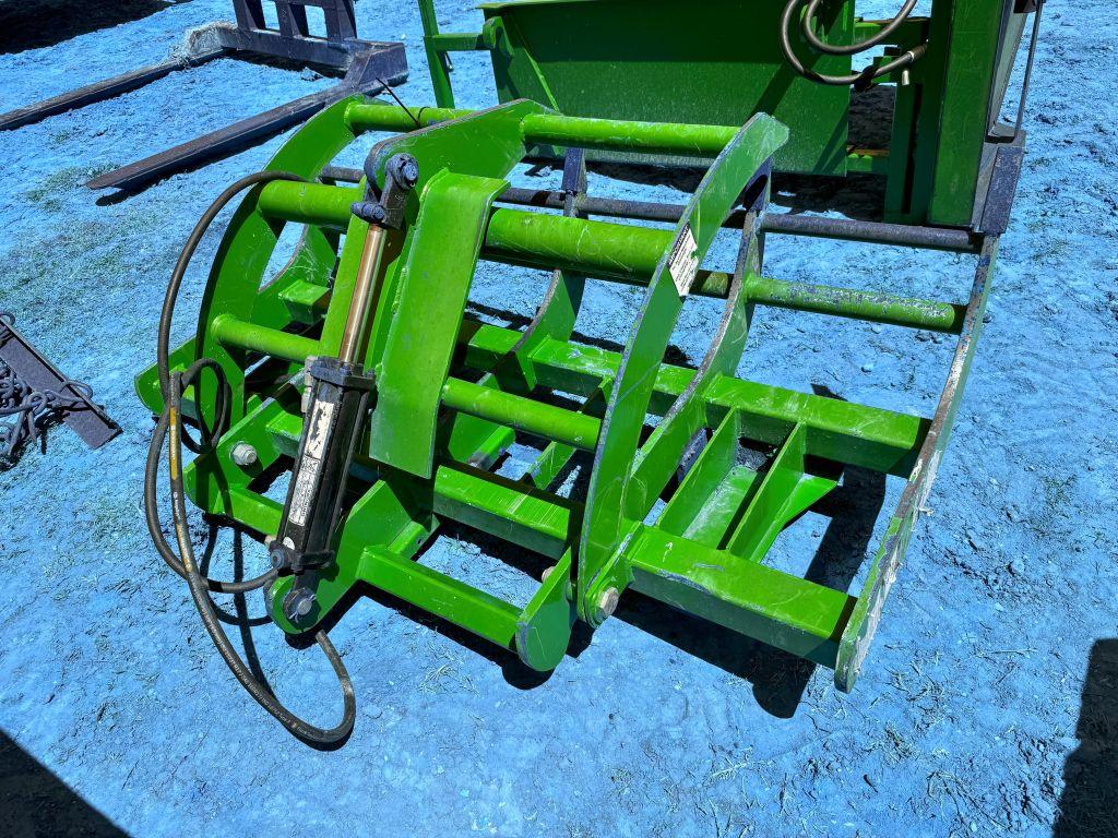 John Deere grapple