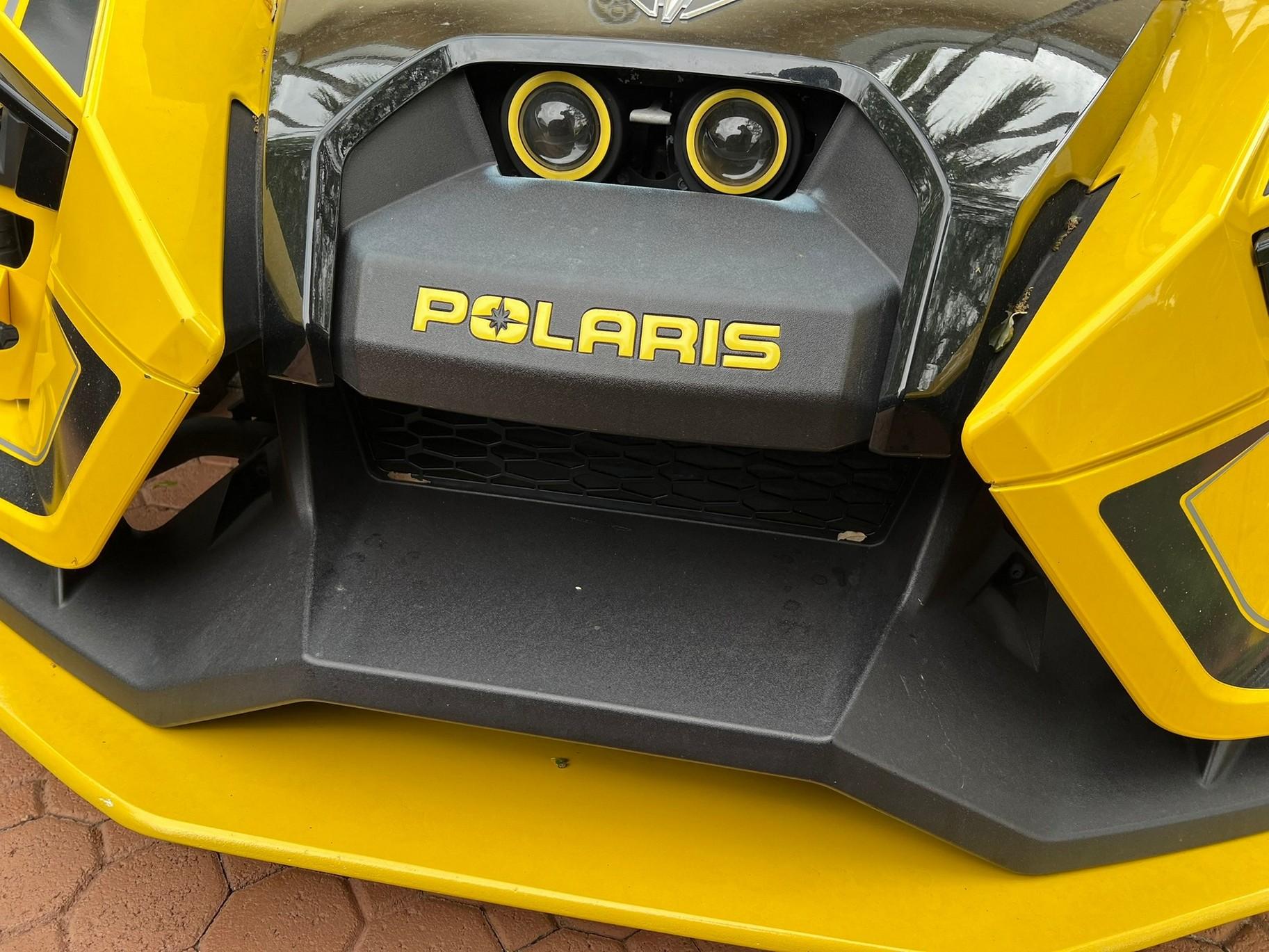 2019 POLARIS SLINGSHOT SLR - 13648 MILES ON ODOMETER - VIN 57XAARFA8K813176