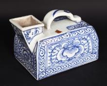 Chinese Blue & White Urinal, Qing Dynasty 1644-1911