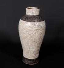 19th Century Chinese Crackle Glaze Vase