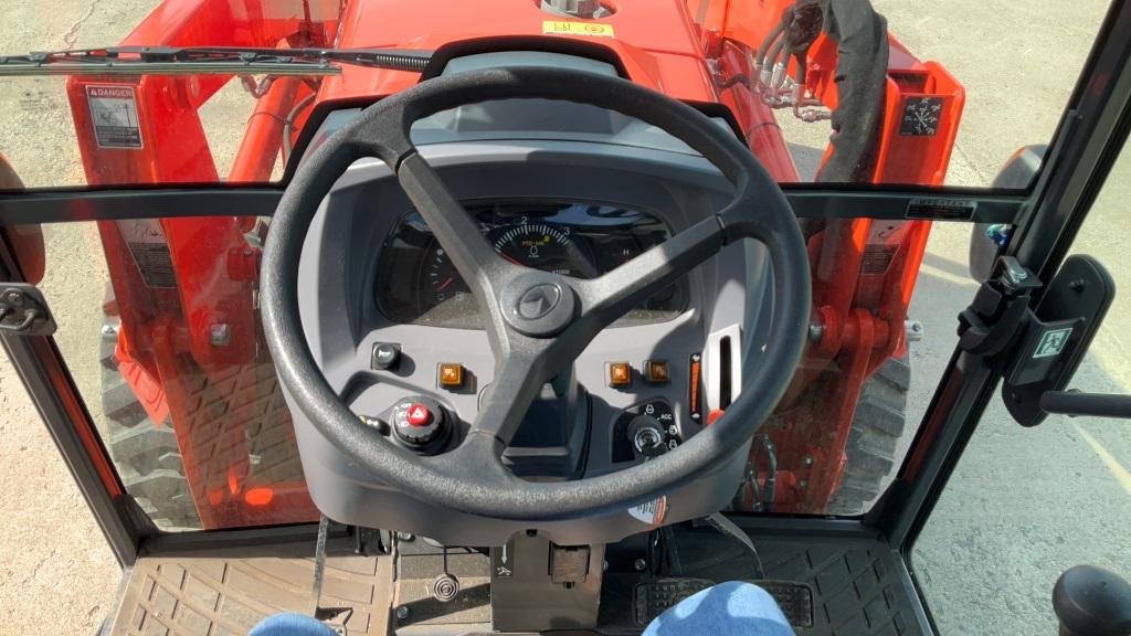 Kubota MX5400 Tractor with Loader