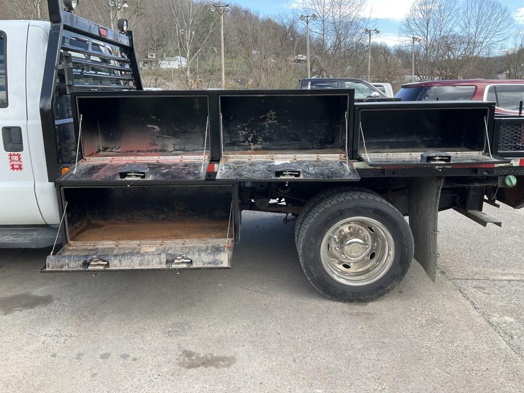 2012 Ford F550 Super Duty Utility Bed