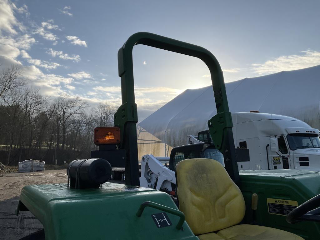 John Deere 5055D Farm Tractor